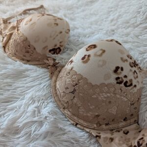 Victoria's Secret Tan Leopard Lace Bra